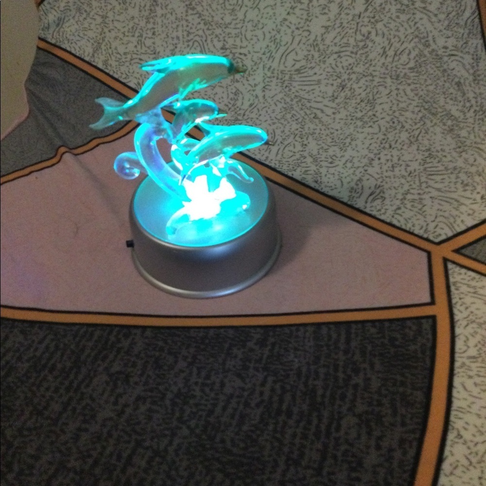 LIGHT up dolphin read description - Picture 2 of 2